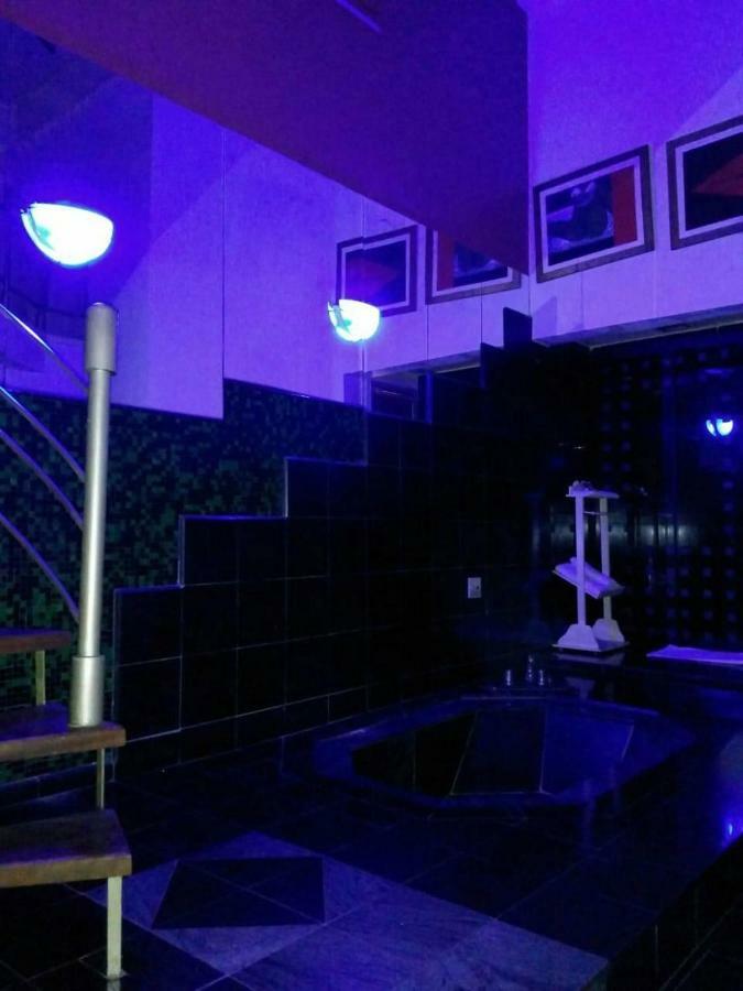 Movie Inn Motel E Hospedagem (Adults Only) 里贝朗普雷托 外观 照片